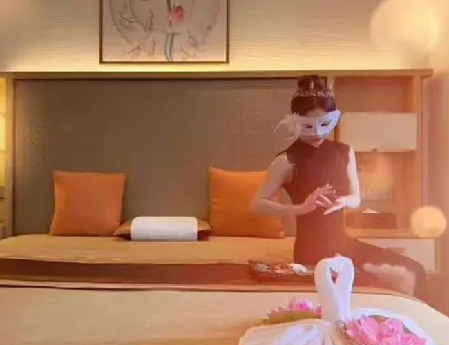 我在武汉东西湖体验了下高端男士按摩spa会馆，私人会所花样超多